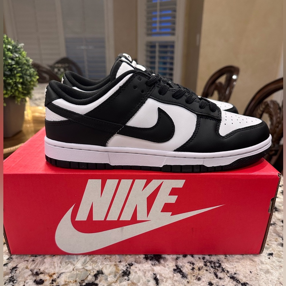 NIB Authentic Nike Dunk Low Retro Panda Black White size 9.5